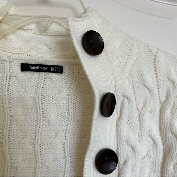 PattyBoutik Women’s White Cashmere Cardigan Size X-Small - Picture 4 of 8
